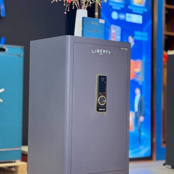 Két sắt đồng hồ Liberty LB1000 Pro 6 Watch Winder