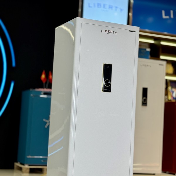 Két sắt đồng hồ Liberty LB1500 Pro 6 Watch Winder Valis trắng ánh kim