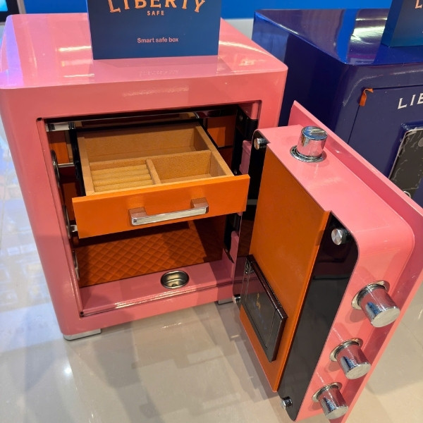 Két sắt Liberty LB50 Pro Màu hồng App Wifi
